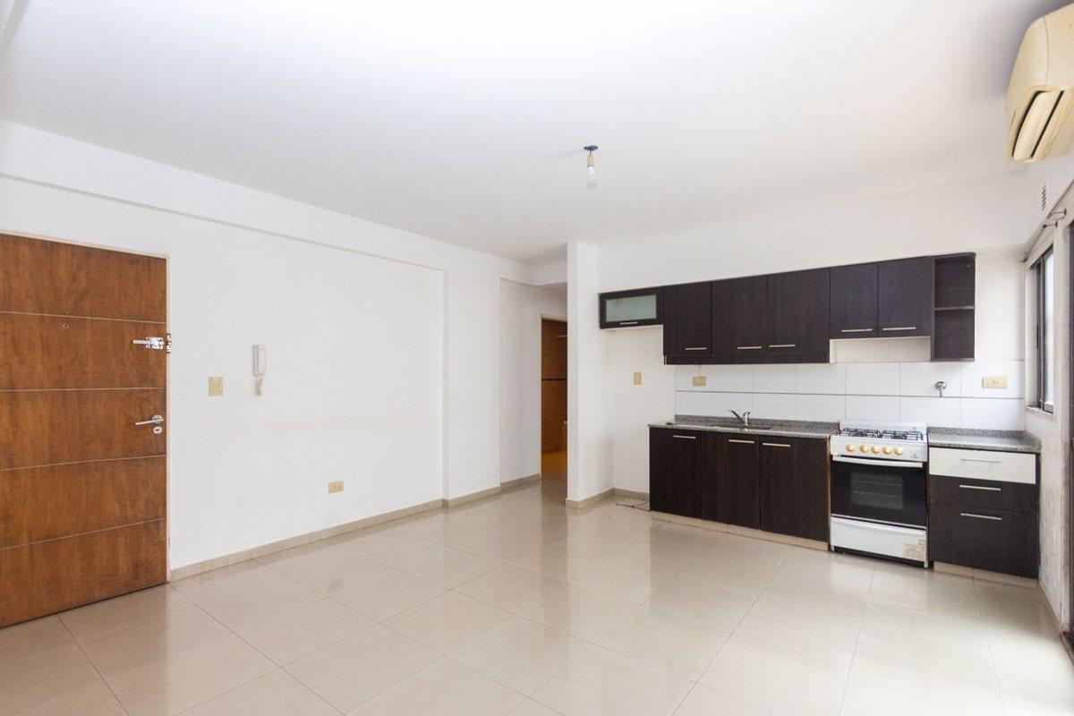 PH dos amb. amplia terraza propia Bajas expensas