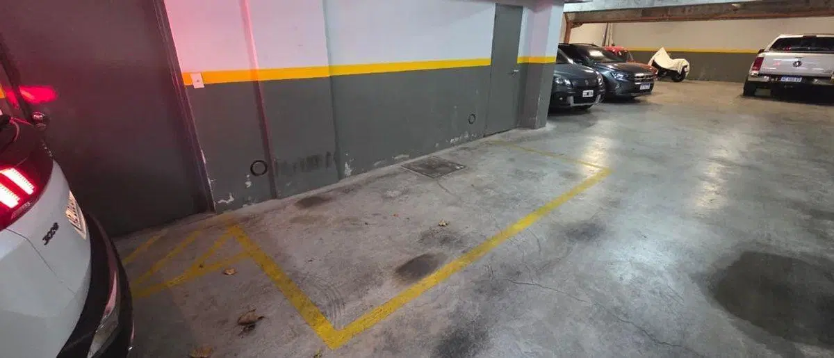 VENTA COCHERA CUBIERTA VILLA GRAL MITRE 4