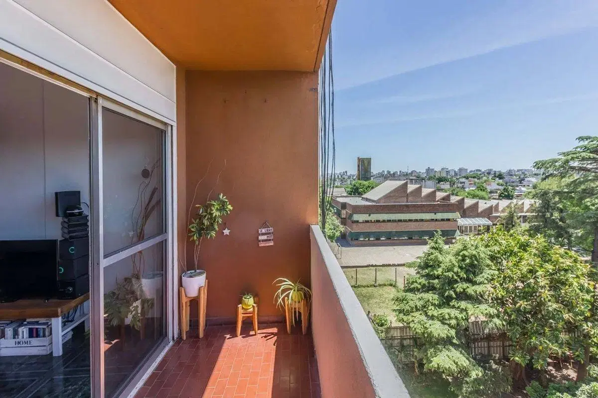 Dpto 4 ambientes con balcon 2