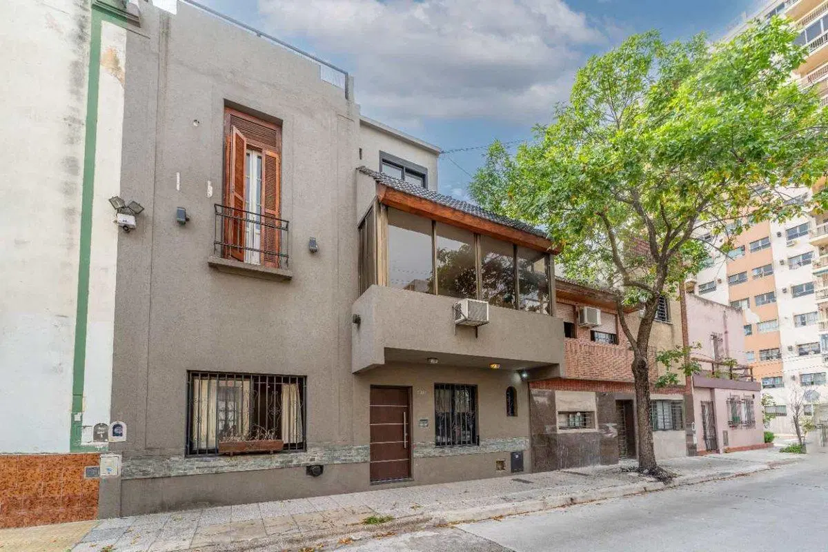 VENTA CASA 6 AMBIENTES TERRAZA QUINCHO FLORESTA 2