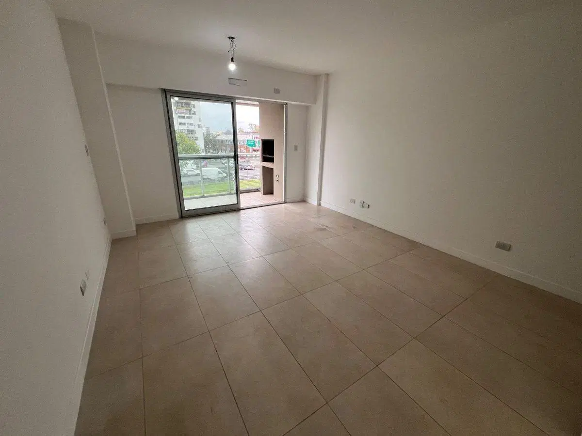 ALQUILER MONOAMBIENTE CON PARRILLA EN MILAIRES 3
