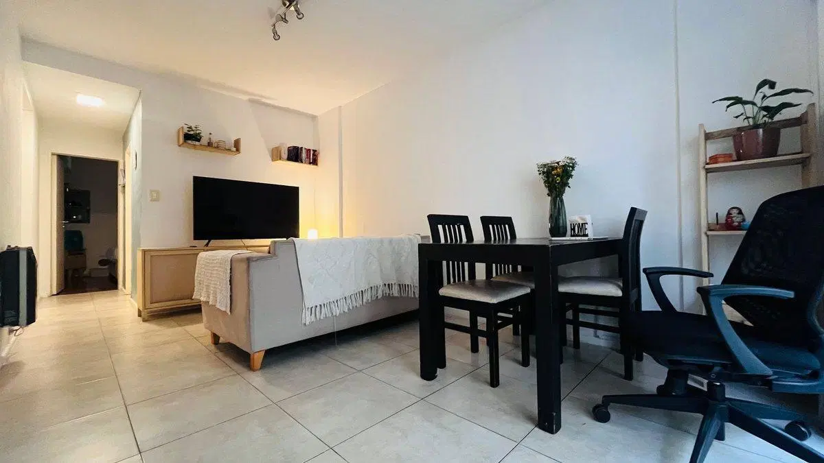 VENTA DEPTO 2 AMB CON BALCÓN Y PATIO  EXCELENTE 2