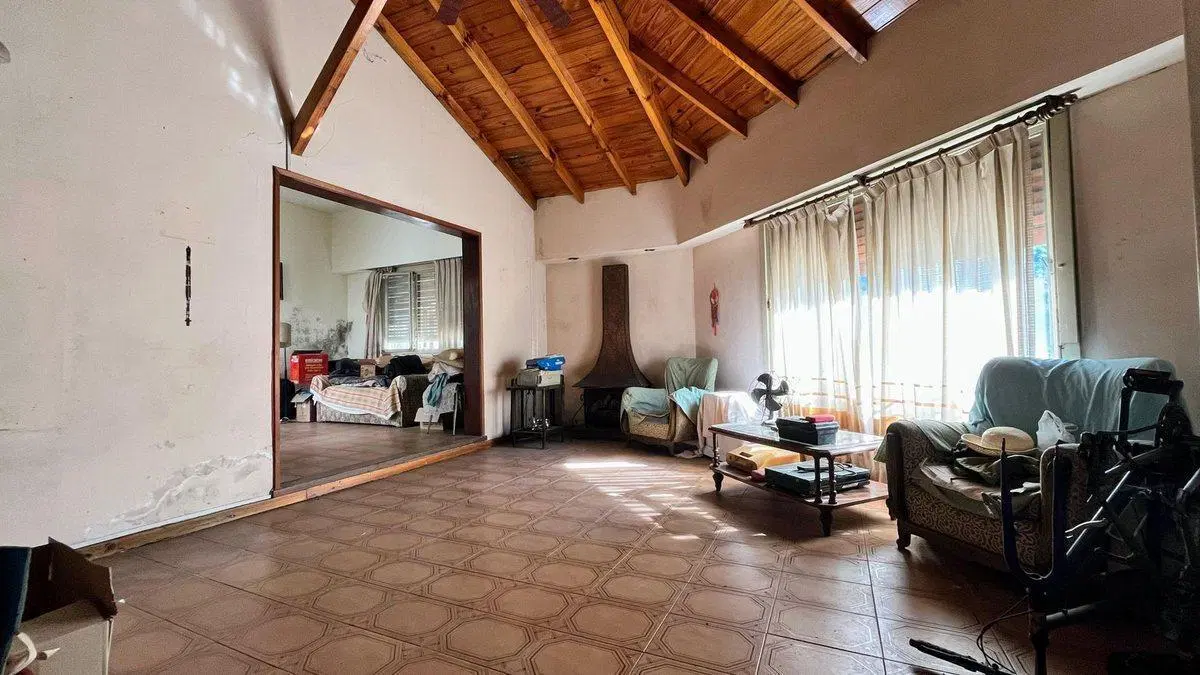 VENTA CASA LOTE PROPIO A REFACCIONAR VILLA URQUIZA 5