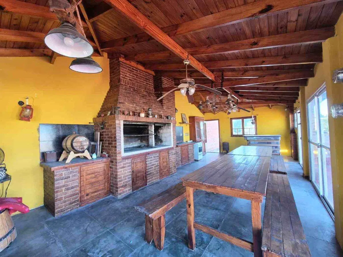CASA 4 AMB QUINCHO TERRAZA COCHERA CASTELAR SUR 3