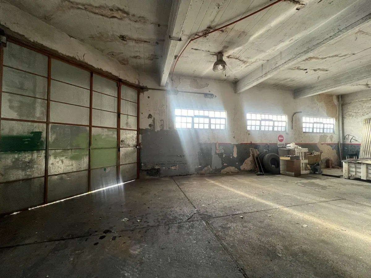LOTE CON VIVIENDA Y GALPÓN VENTA VILLA LYNCH 5