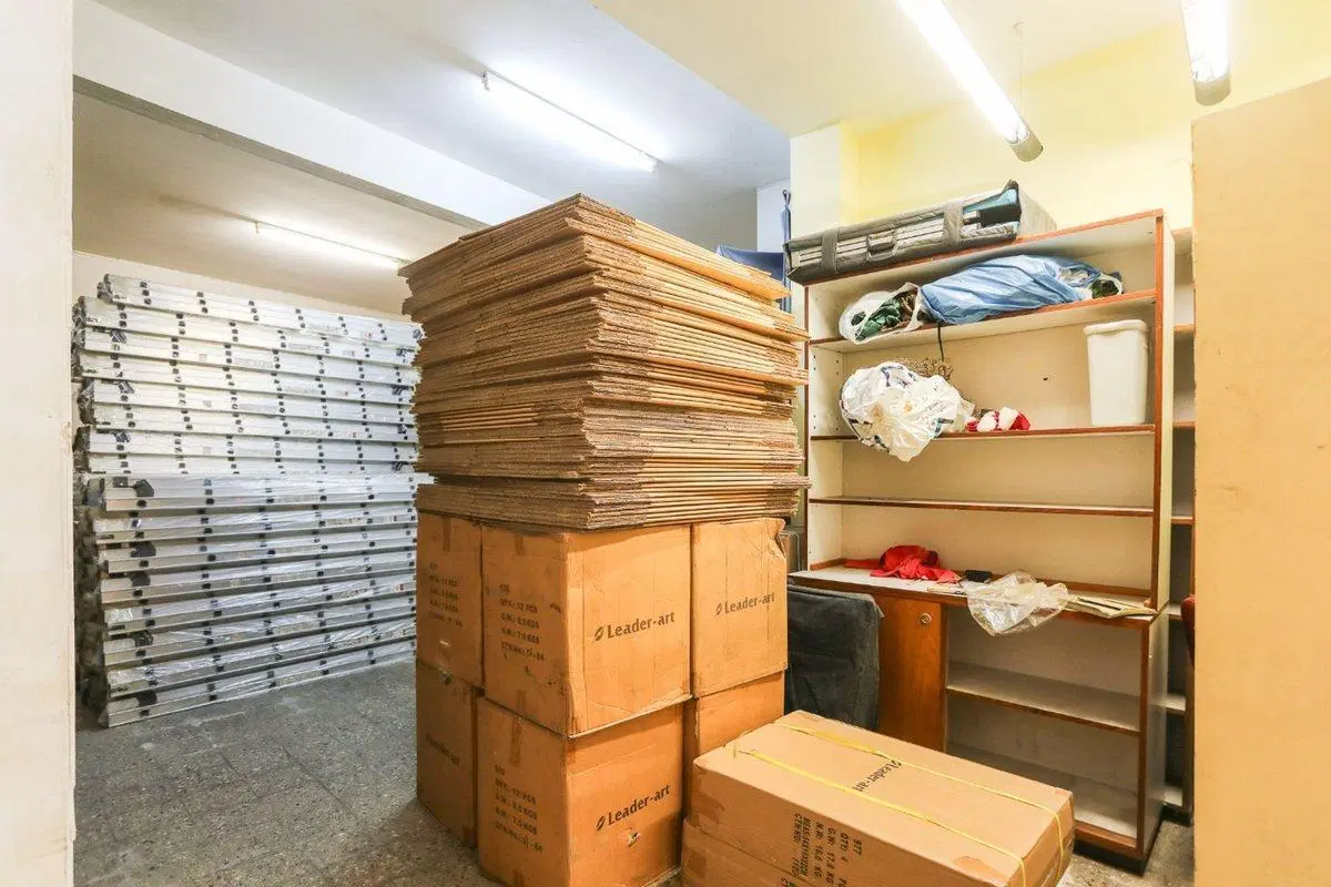 DEPÓSITO Ó LOCAL COMERCIAL 135 M2 CON SÓTANO 3