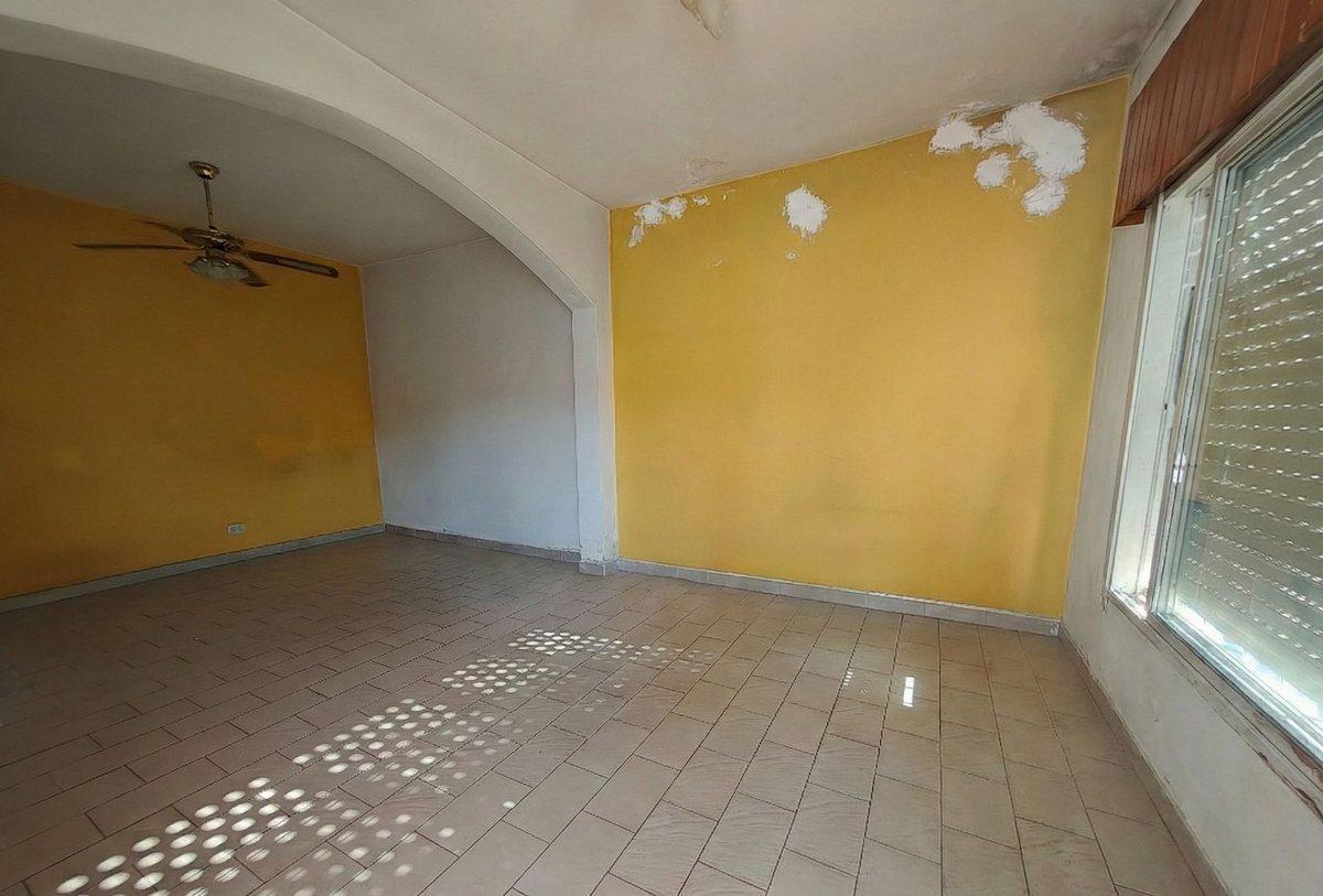 VENTA CASA 3 AMBIENTES LOTE PROPIO PATIO COCHERA!!