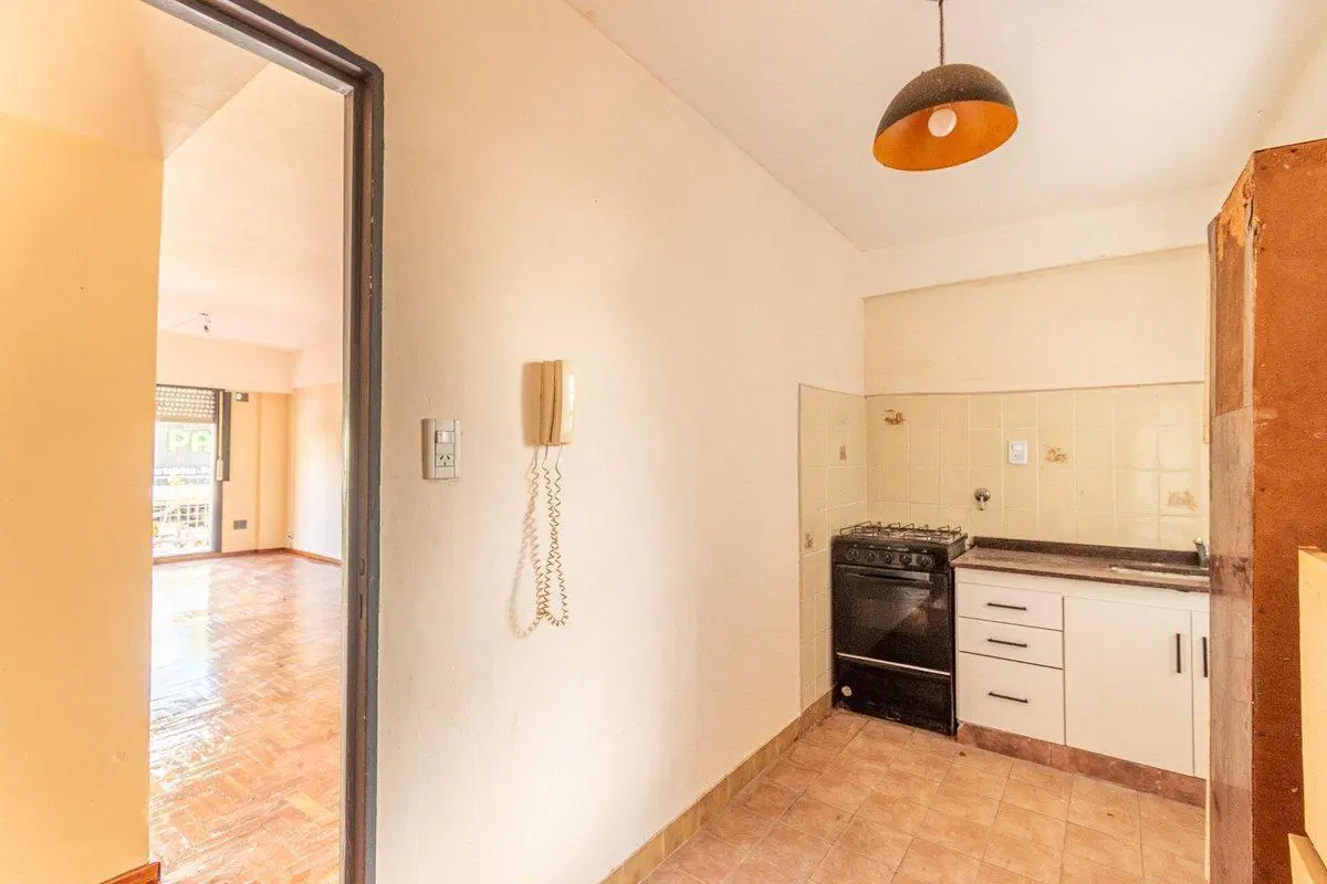 DEPARTAMENTO 3 AMB EN VENTA EN MONTE CASTRO PATIO 3