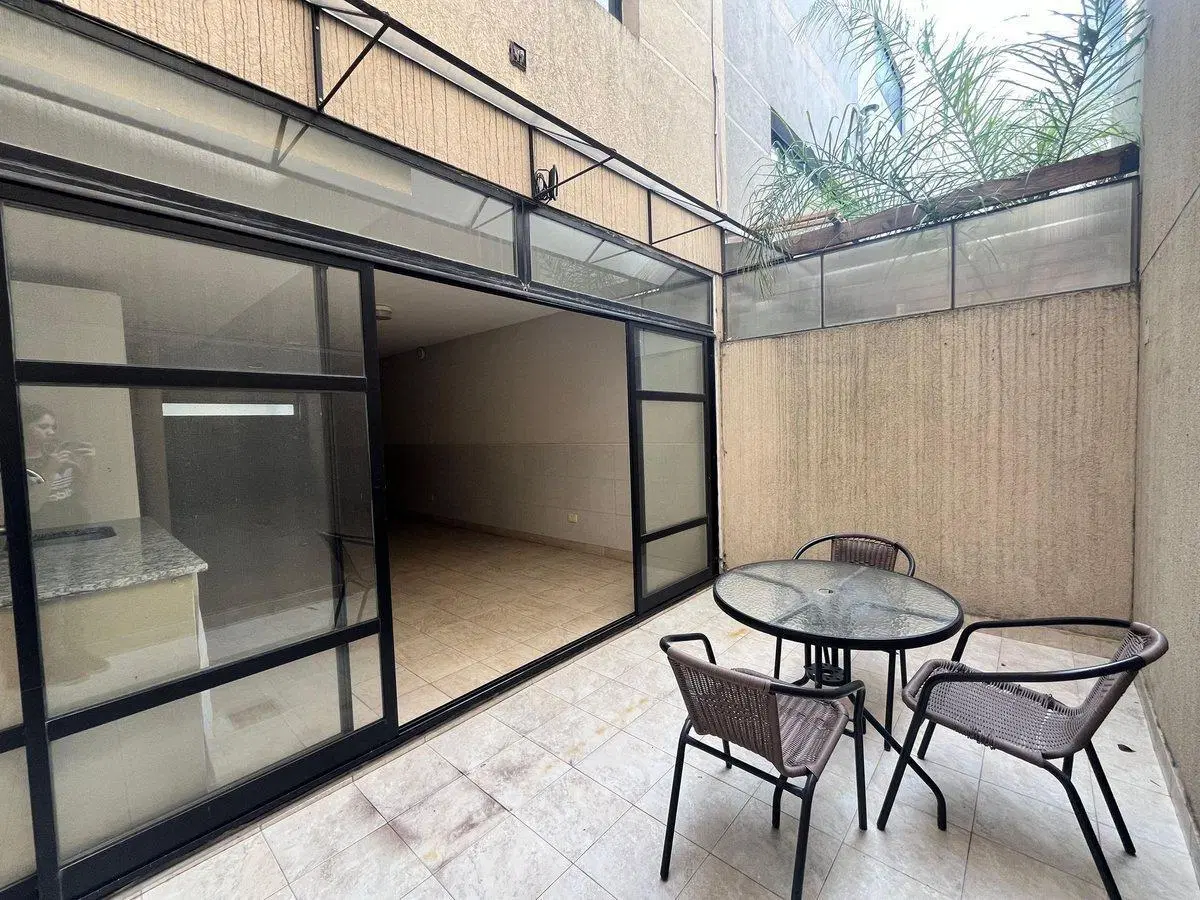 PH 3 AMBIENTES CON DOS COCHERAS PATIO SIN EXPENSAS 4
