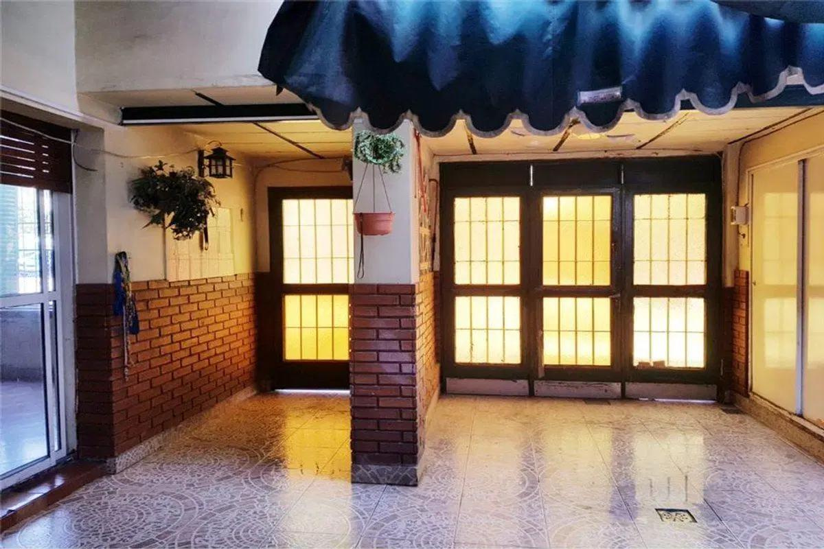 VENTA CASA 5 AMB-COCHERA-PATIO-TERRAZA-PARRILLA 4