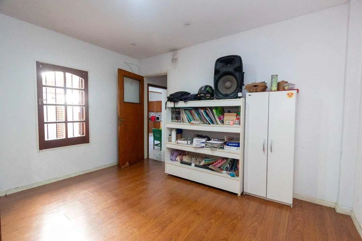 CASA VENTA  10x47m FONDO PISCINA QUINCHO 5