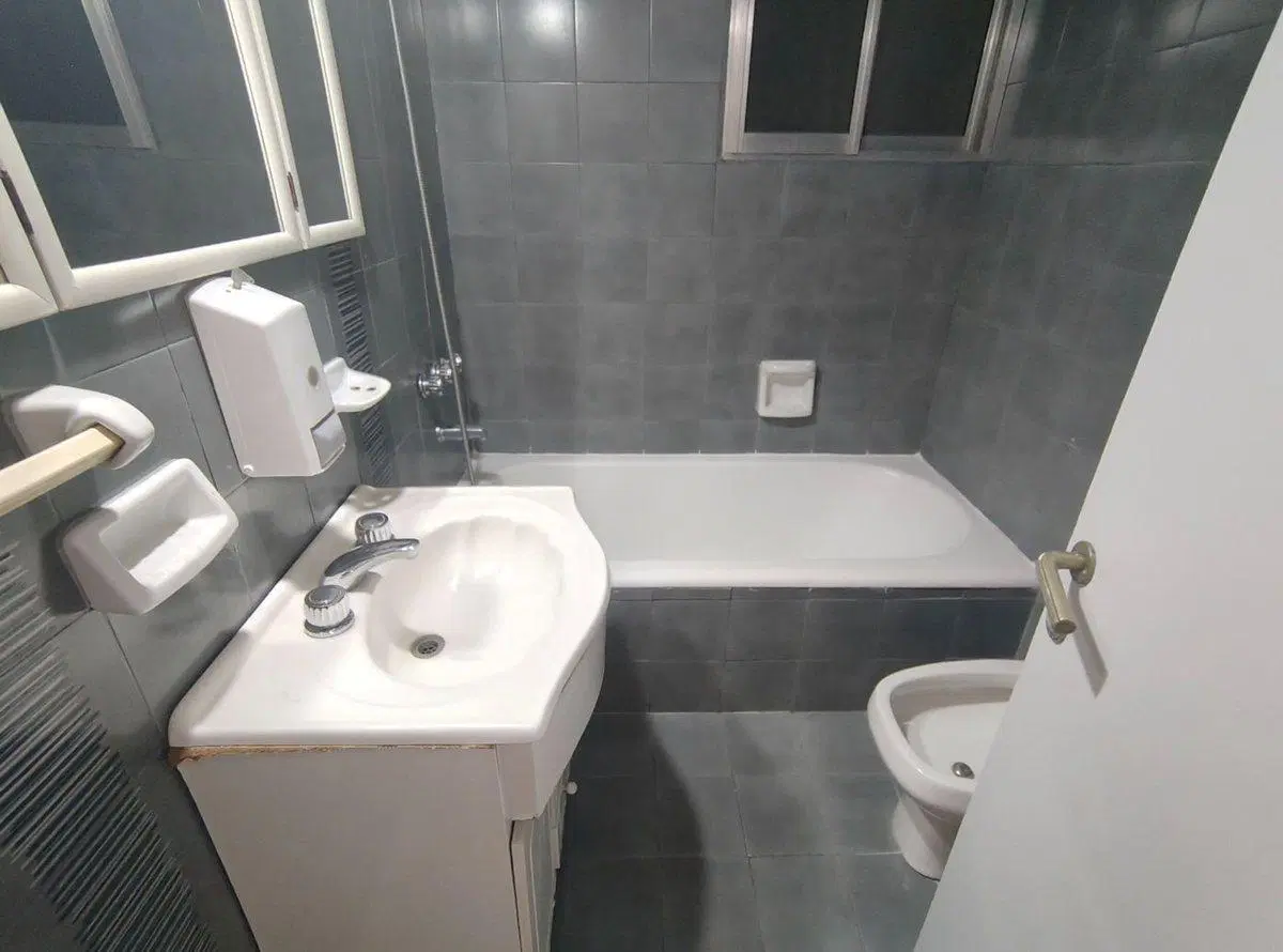 VENTA DEPARTAMENTO 2 AMB CON DEPENDENCIA 5