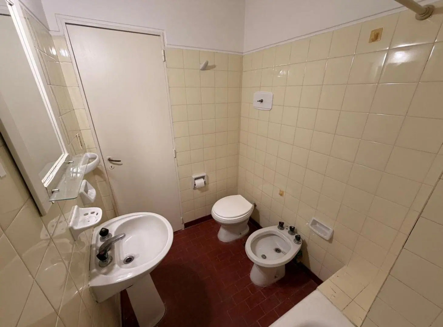 VENTA DEPARTAMENTO 2 AMBIENTES PISO 14 COGLHAN 3