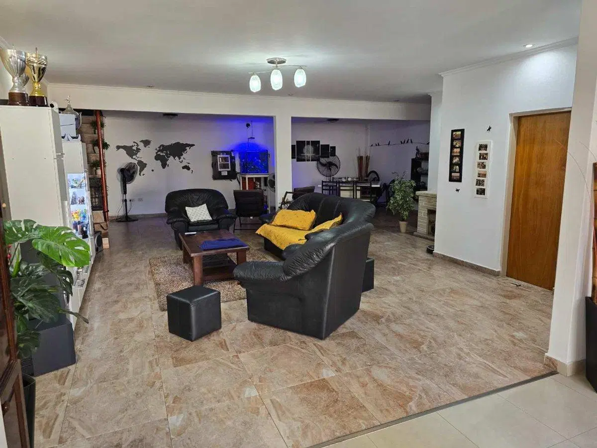 VTA DOS CASAS LOTE PROPIO PATIO COCHERA CIUDADELA 4