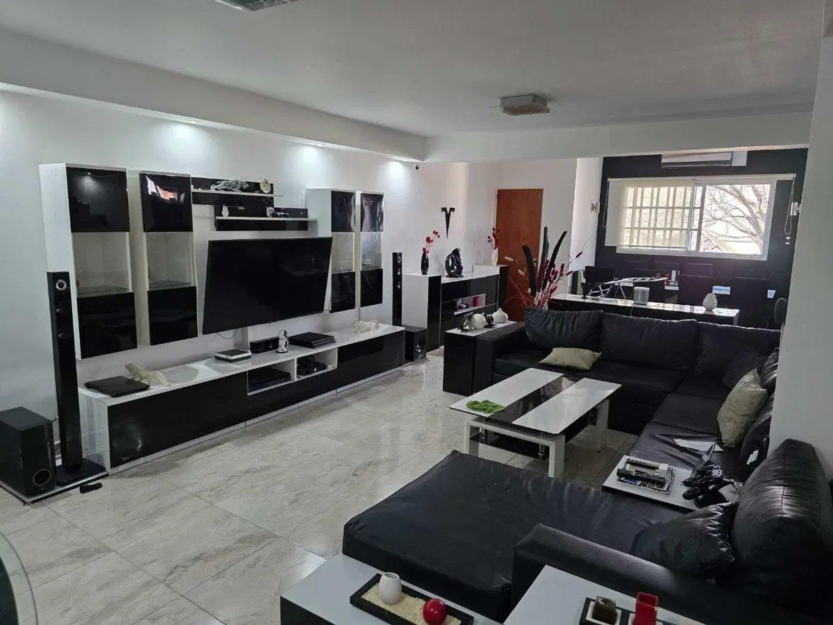VTA DOS CASAS LOTE PROPIO PATIO COCHERA CIUDADELA 2