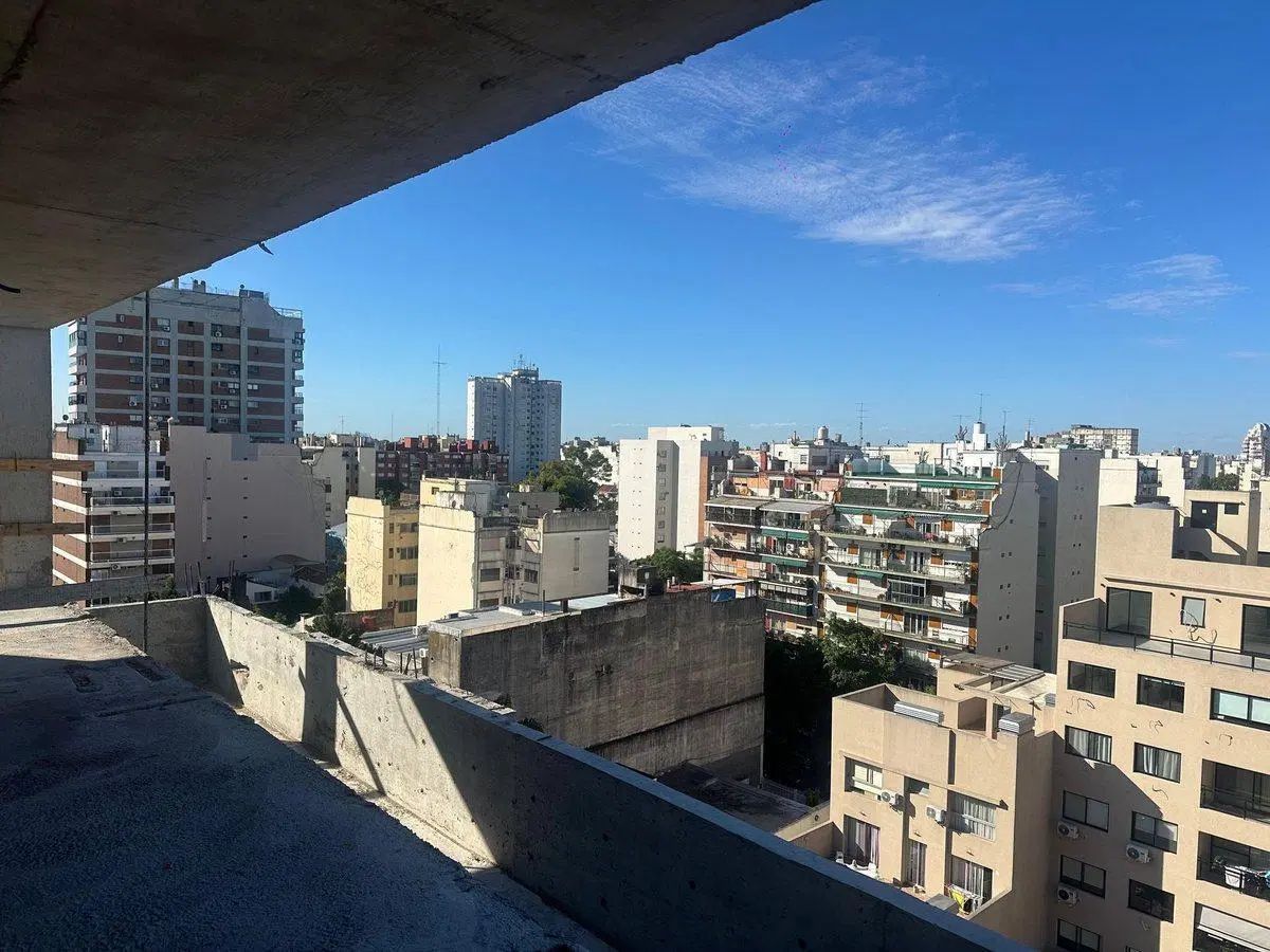 DEPARTAMENTO FRENTE C 2 BALCONES, V. DEL PARQUE 3