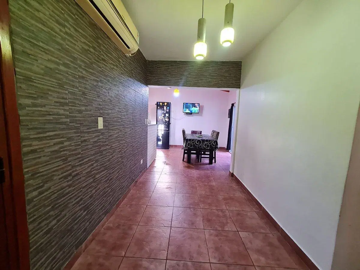 PH  CASA SARANDI TERRENO PROPIO PATIO TERRAZA GAR 4