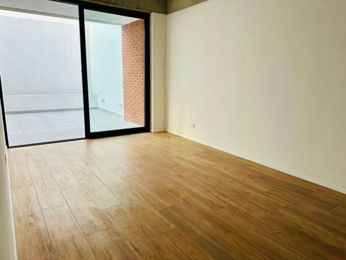 DPTO 2 AMB CON PATIO EN PB- A ESTRENAR - DEVOTO 4