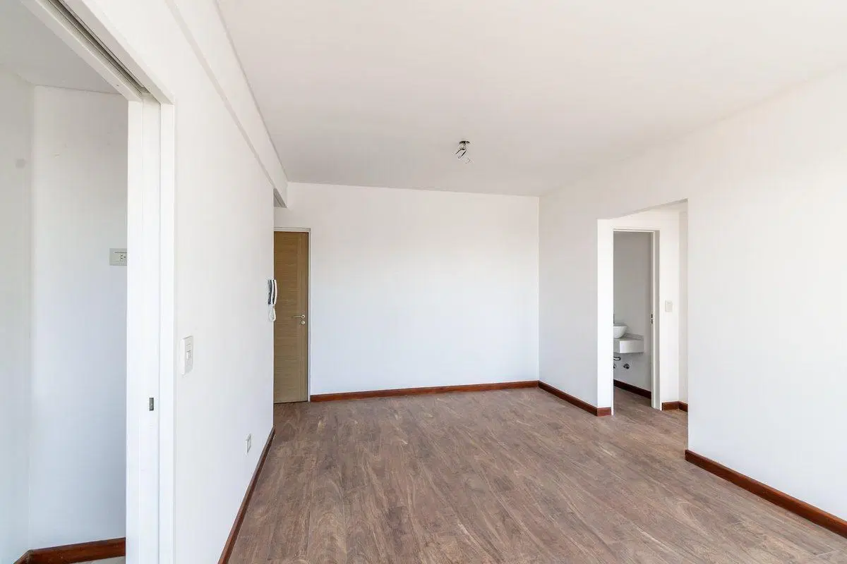 Venta Departamento 2 Ambientes Balcón Ramos Mejia 3