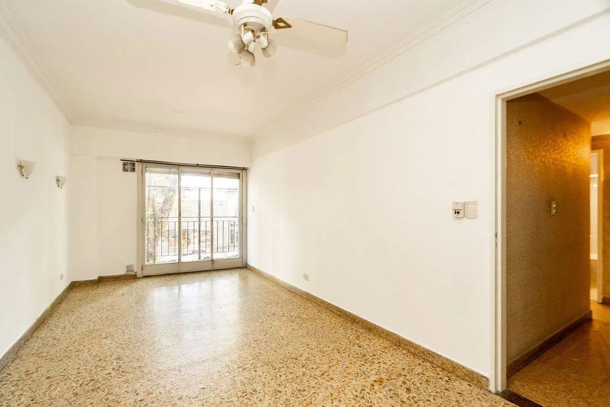VENTA DEPTO 4 AMBIENTES DEVOTO BALCON LAVADERO 5