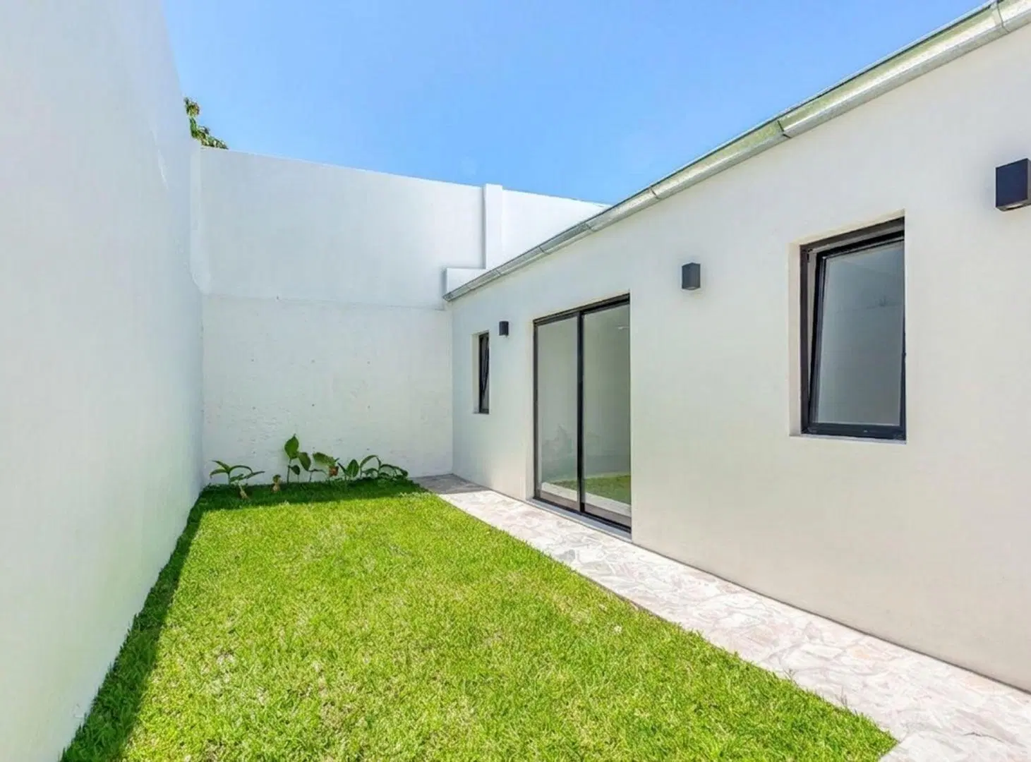 VENTA PH 4 AMBS RENOVADO. PATIO. JARDIN Y PARRILLA 3