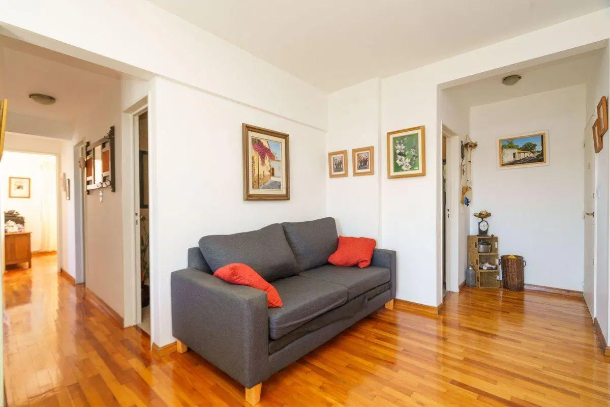VENTA DEPARTAMENTO 4 AMB CABALLITO CON BALCÓN 4