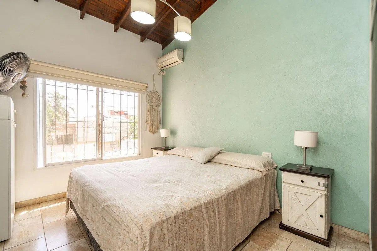 VENTA CASA 5 AMBIENTES C/PILETA PARRILLA Y COCHERA 2