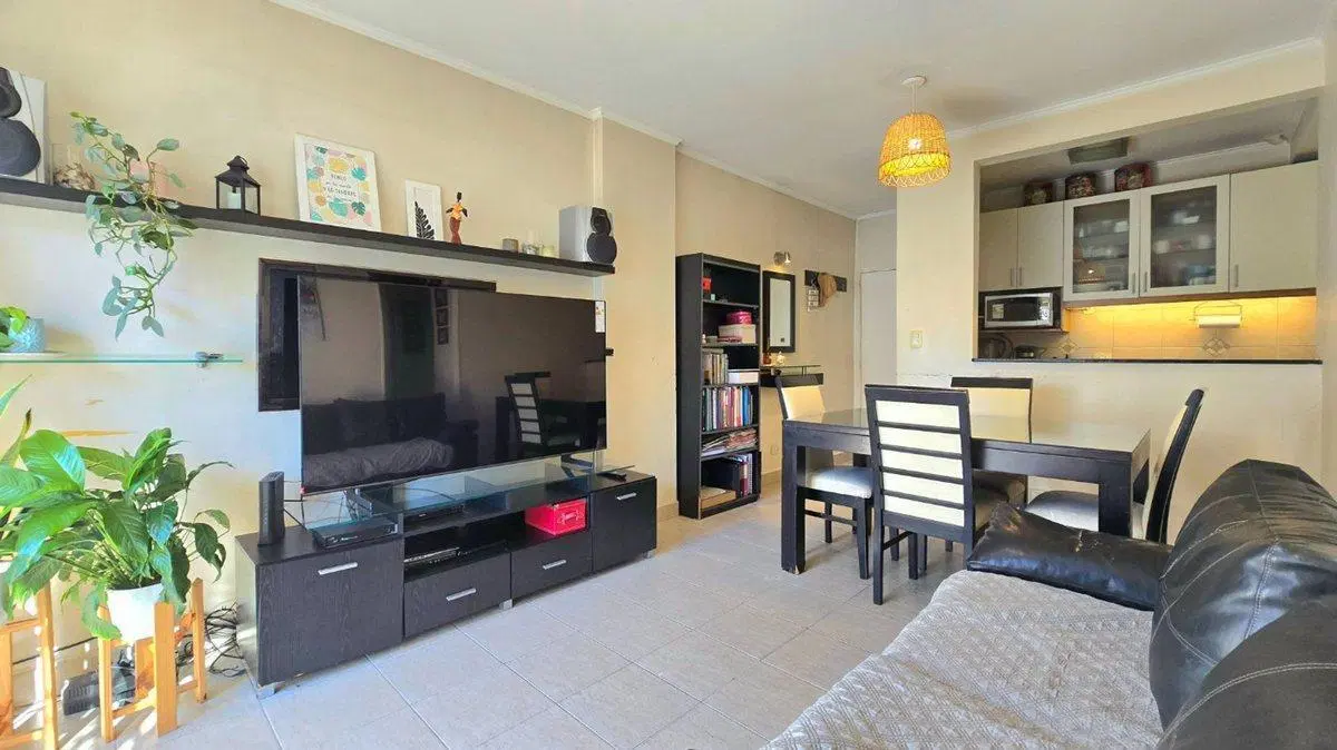 Venta Depto 3 Amb. con Balcón Luminoso Caballito 3