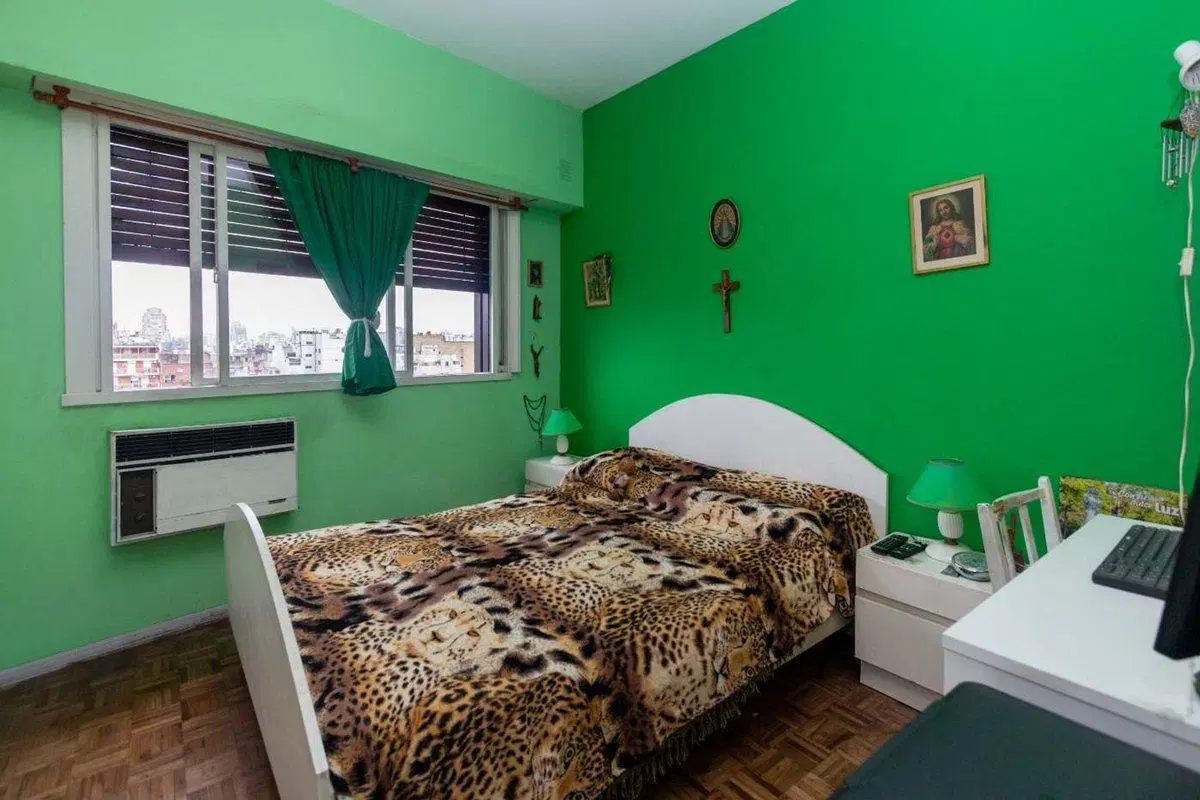 Venta Departamento 2 ambientes Balvanera con Renta 3