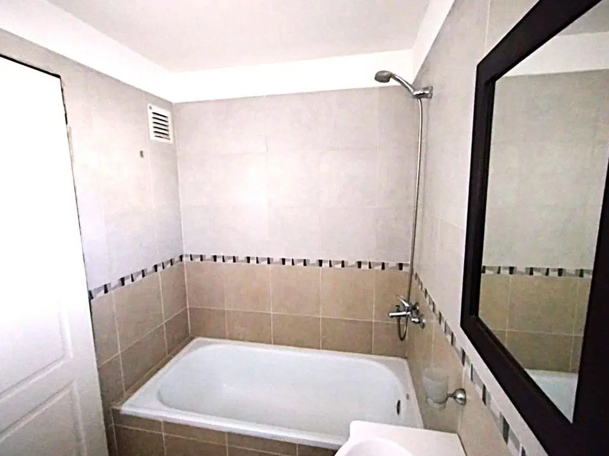 MONOAMBIENTE CON BALCÓN PISO ALTO VISTA ABIERTA 5