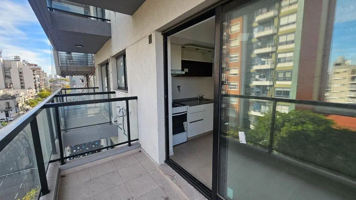 Monoambiente 33m2 Almagro Balcón SUM Laundry 4