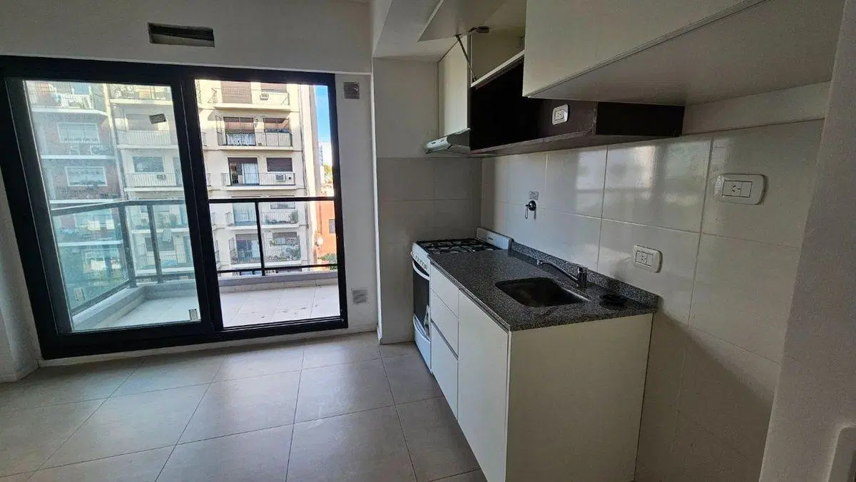 Monoambiente 33m2 Almagro Balcón SUM Laundry 5