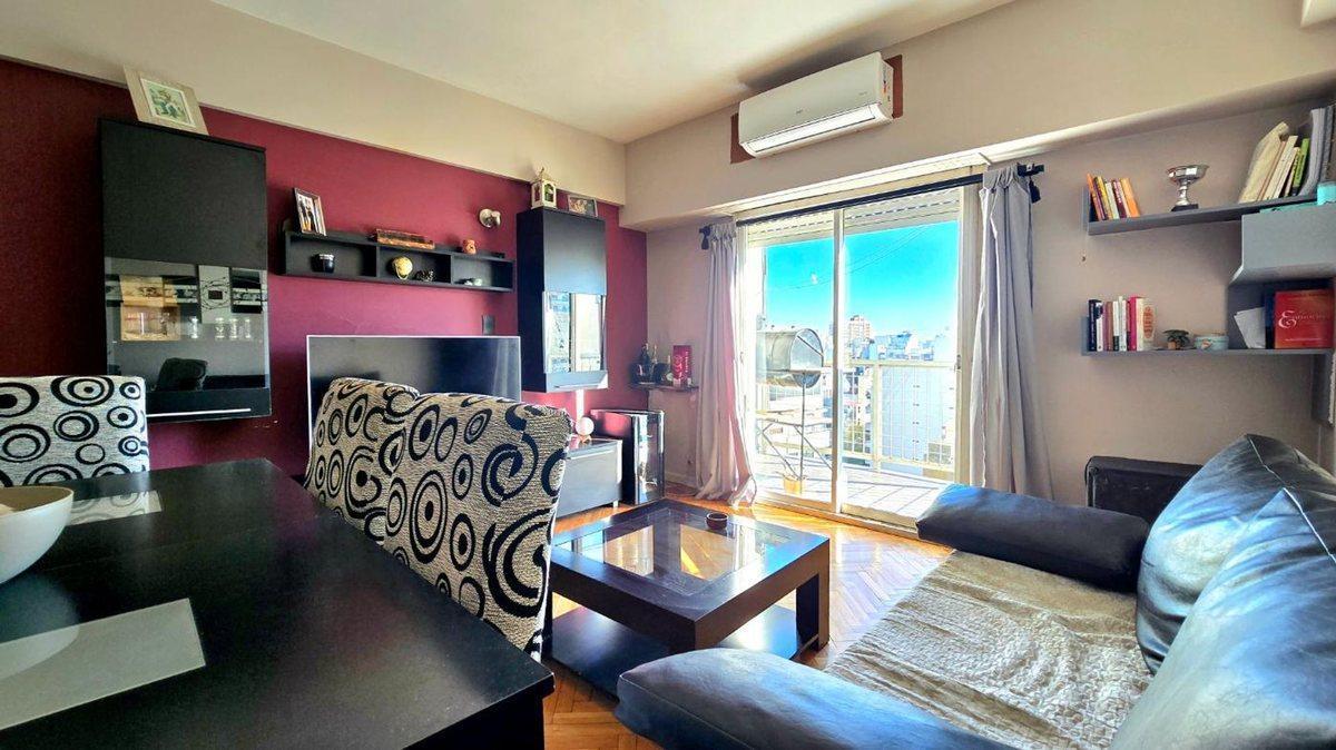 DPTO VENTA 3 AMB, balcon COCHERA EXC UBICACION