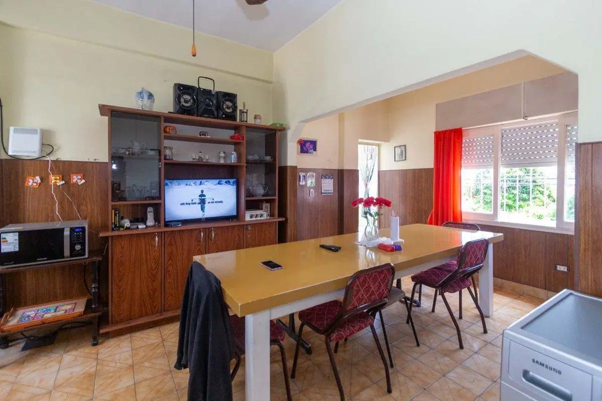 Venta PH 5 ambientes multifamiliar balcón frente 4