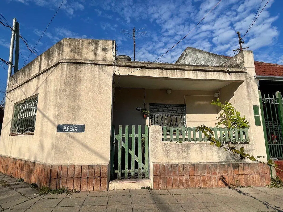 CASA 3 AMBIENTES CON TALLER BANFIELD APTO CREDITO 2