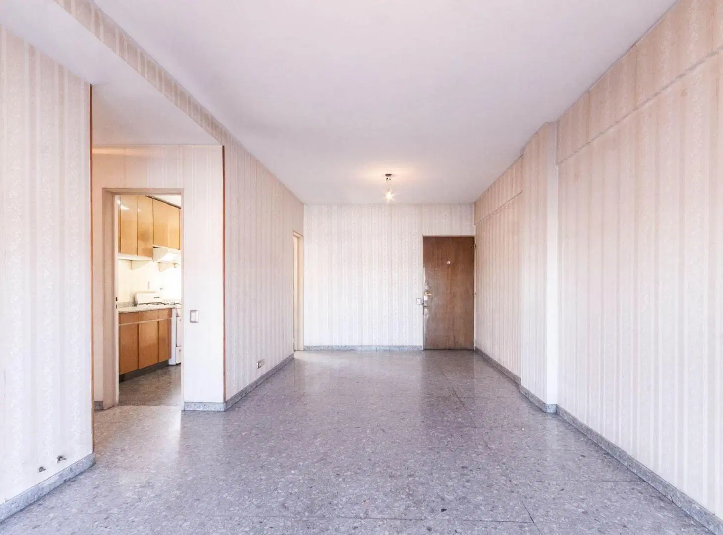 DEPARTAMENTO 3 AMBIENTES CON BALCÓN AL FRENTE 4