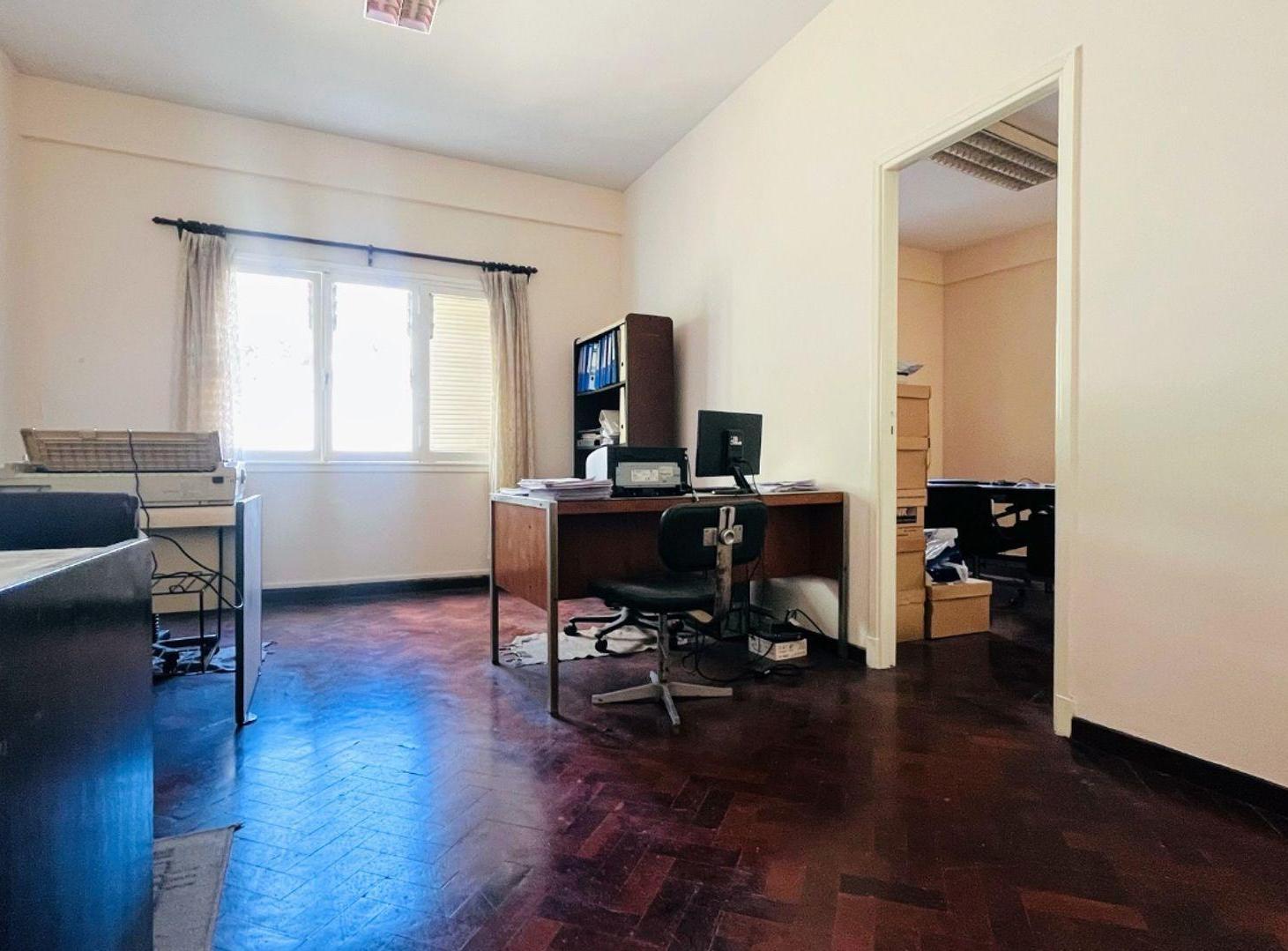 Foto de VENTA DEPTO 2 AMBIENTES MUY LUMINOSO IDEAL OFICINA, imagen 3