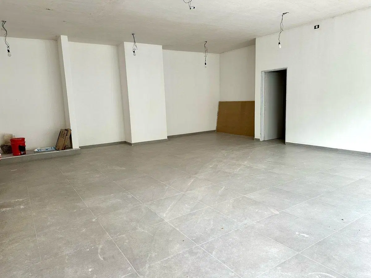 VENTA LOCAL 87 METROS AL FRENTE   VILLA DEVOTO 5