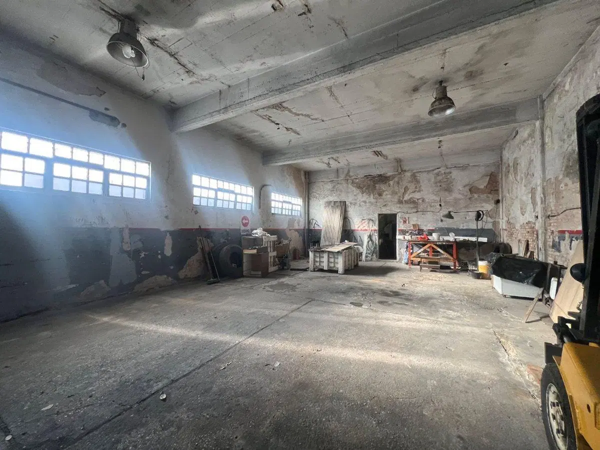 LOTE CON VIVIENDA Y GALPÓN VENTA VILLA LYNCH 4