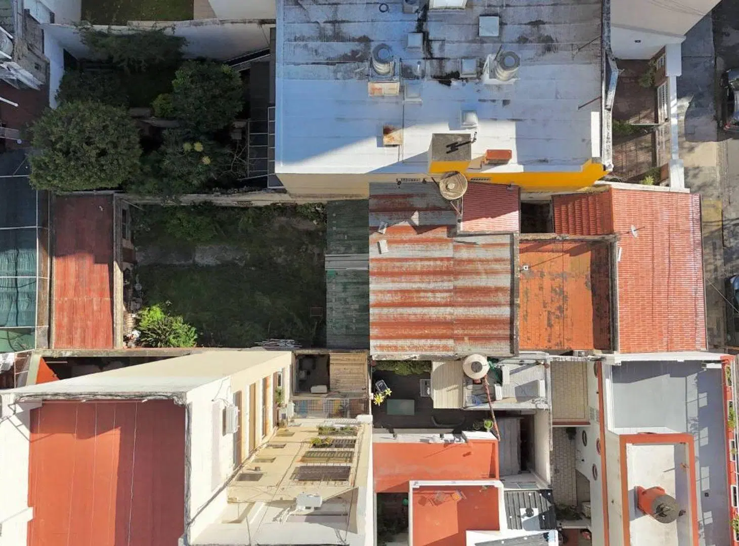 VENTA LOTE SUPERFICIE VENDIBLE 1530 m2 4