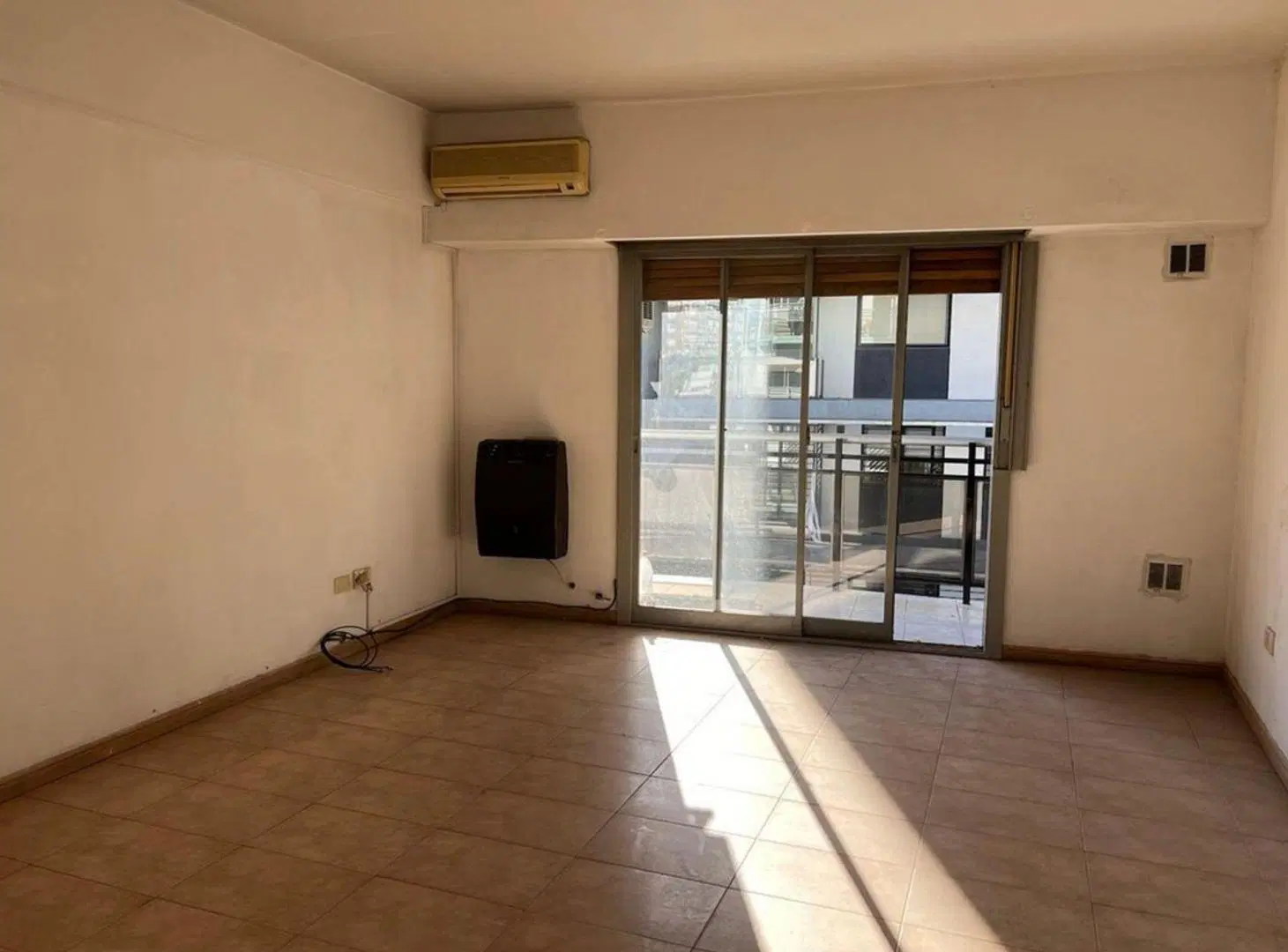 Alquiler Departamento 2 ambientes balcón Flores 4