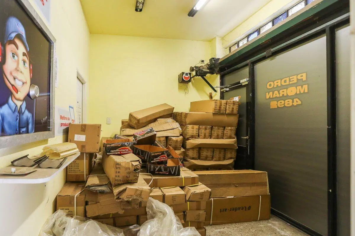 DEPÓSITO Ó LOCAL COMERCIAL 135 M2 CON SÓTANO 4