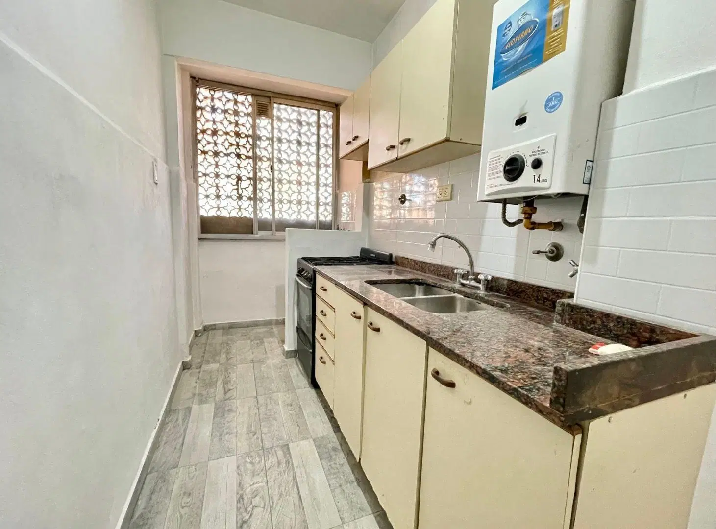 VENTA DEPTO 2 AMB BALCÓN RECICLADO BAJAS EXPENSAS 3