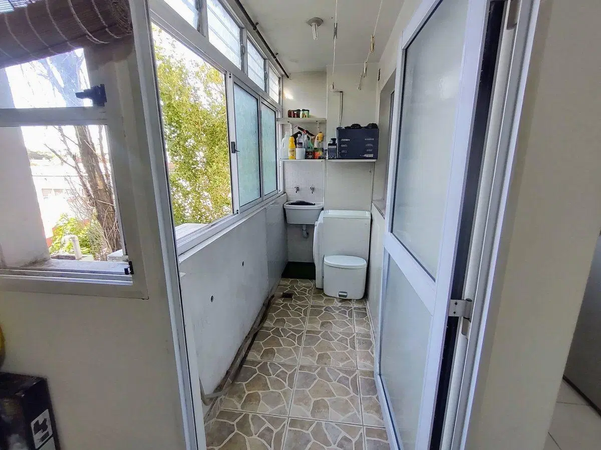 MONOAMBIENTE DIVIDIDO CON DORMITORIO SEPARADO LURO 4