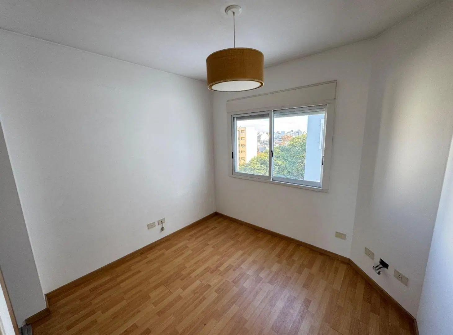 Departamento Alquiler 3 amb. cochera y balcón 2
