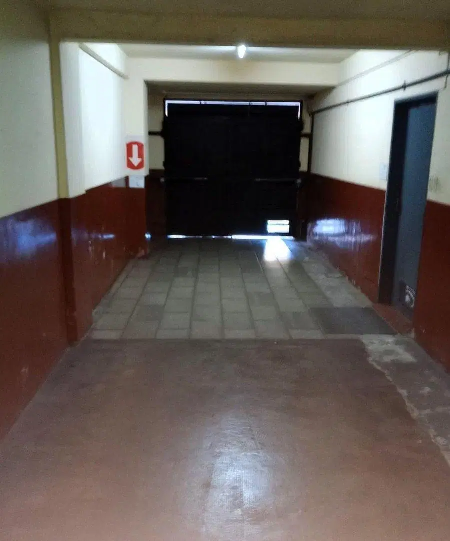 VENTA COCHERA  22 M2 CUBIERTA VILLA DEL PARQUE 4