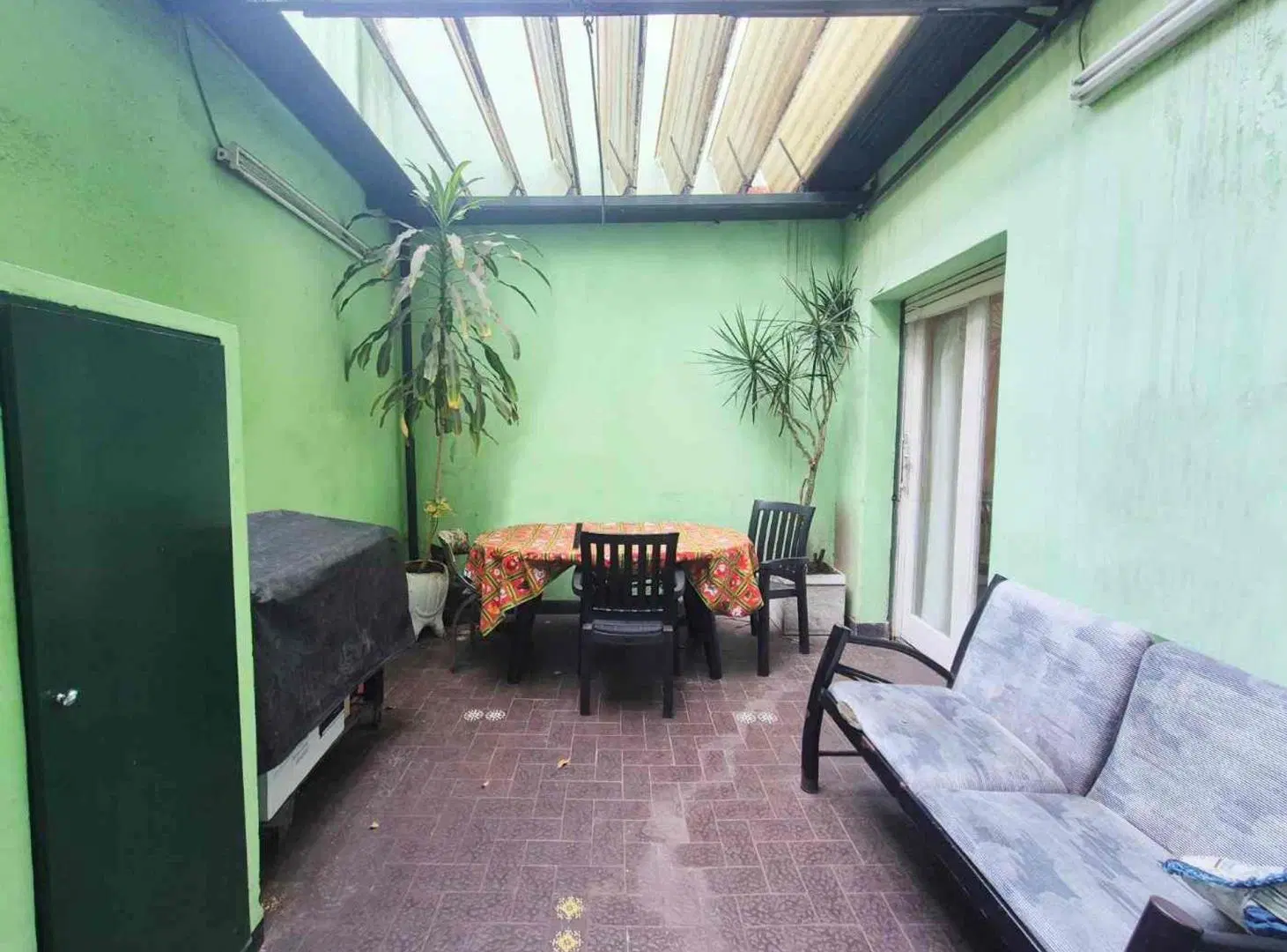 VENTA CASA 4 AMBIENTES PATIO Y TERRAZA EN DEVOTO 2