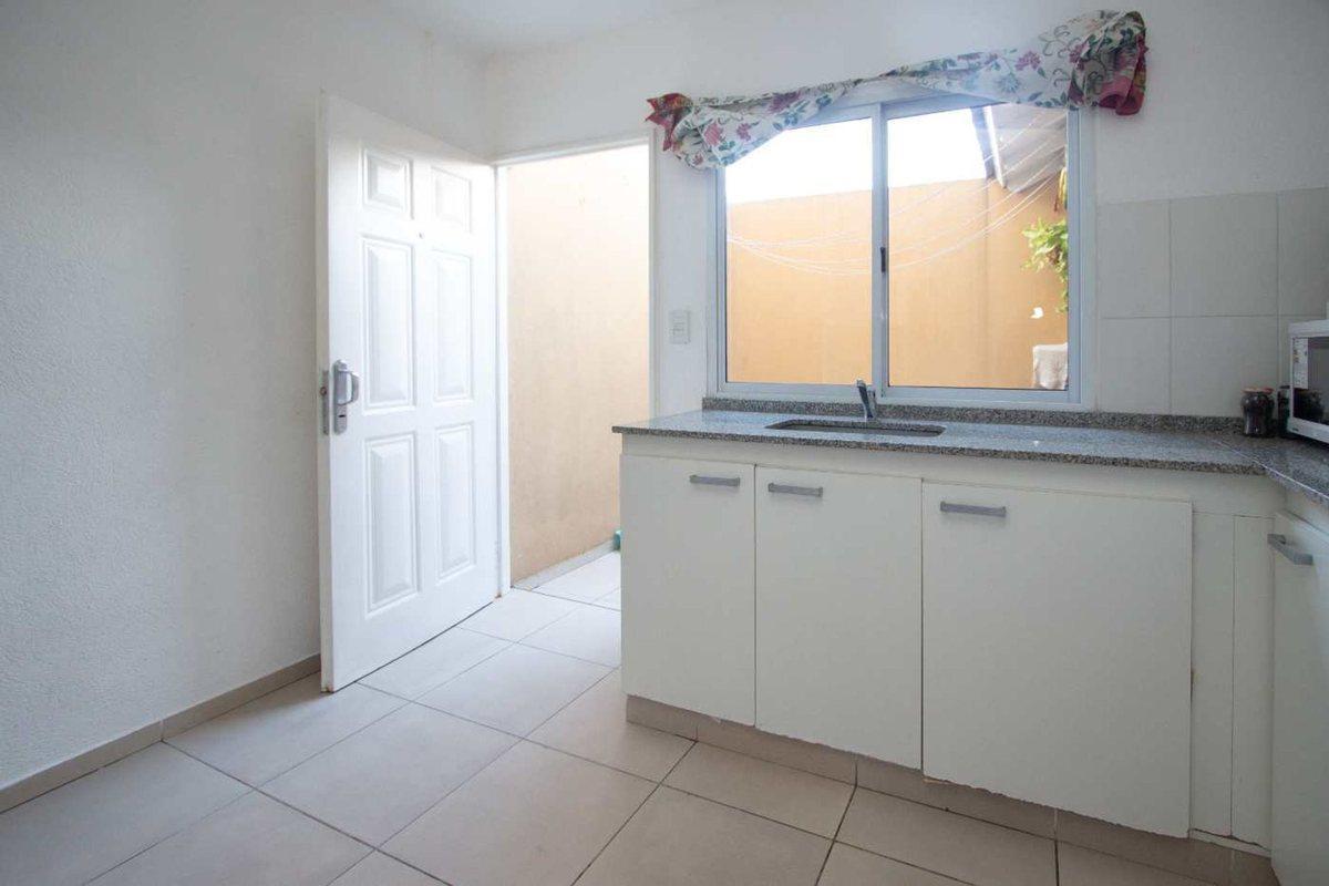 Foto de VENTA PH 3 AMBIENTES CON PATIO EXCELENTE UBICACIÓN, imagen 1
