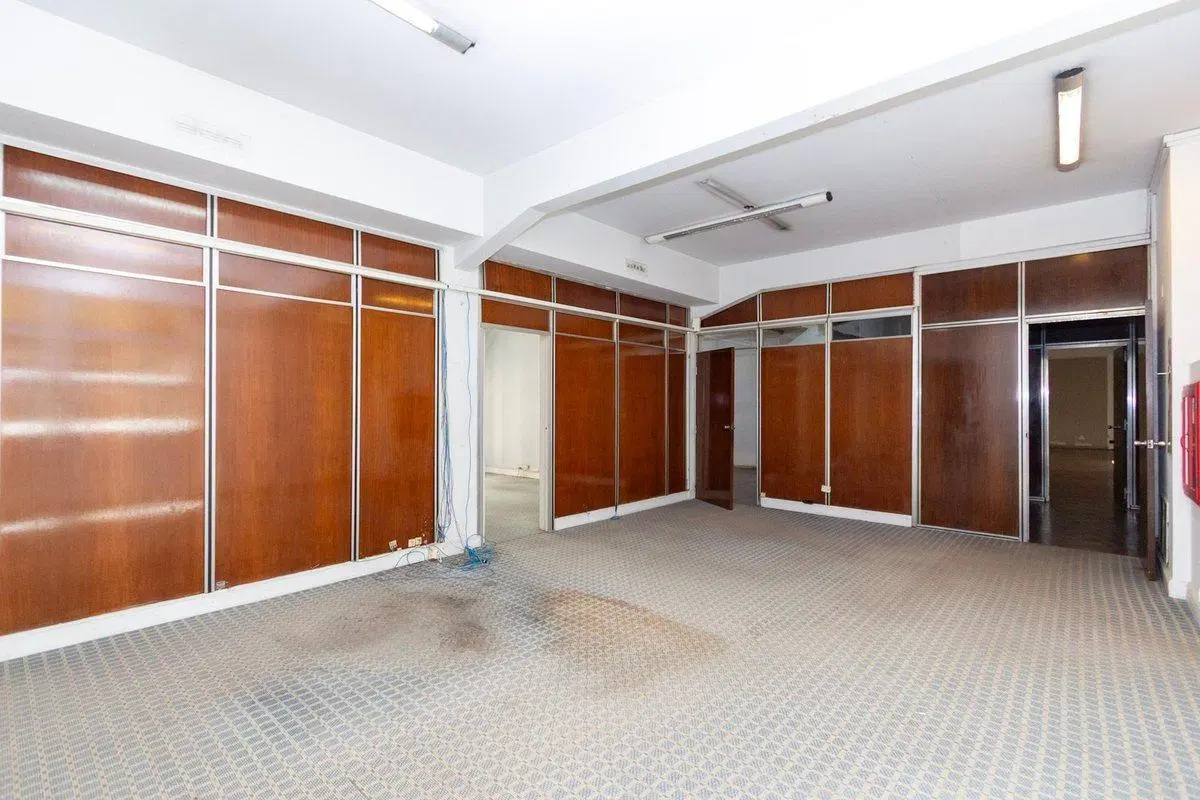 VENTA DE GRAN OFICINA COMERCIAL EN MICROCENTRO! 3