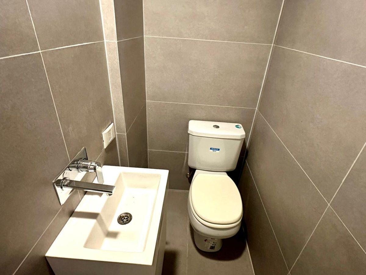 Foto de VENTA DPTO 2 AMB CON HABITACION EN SUITE LUMINOSO, imagen 1